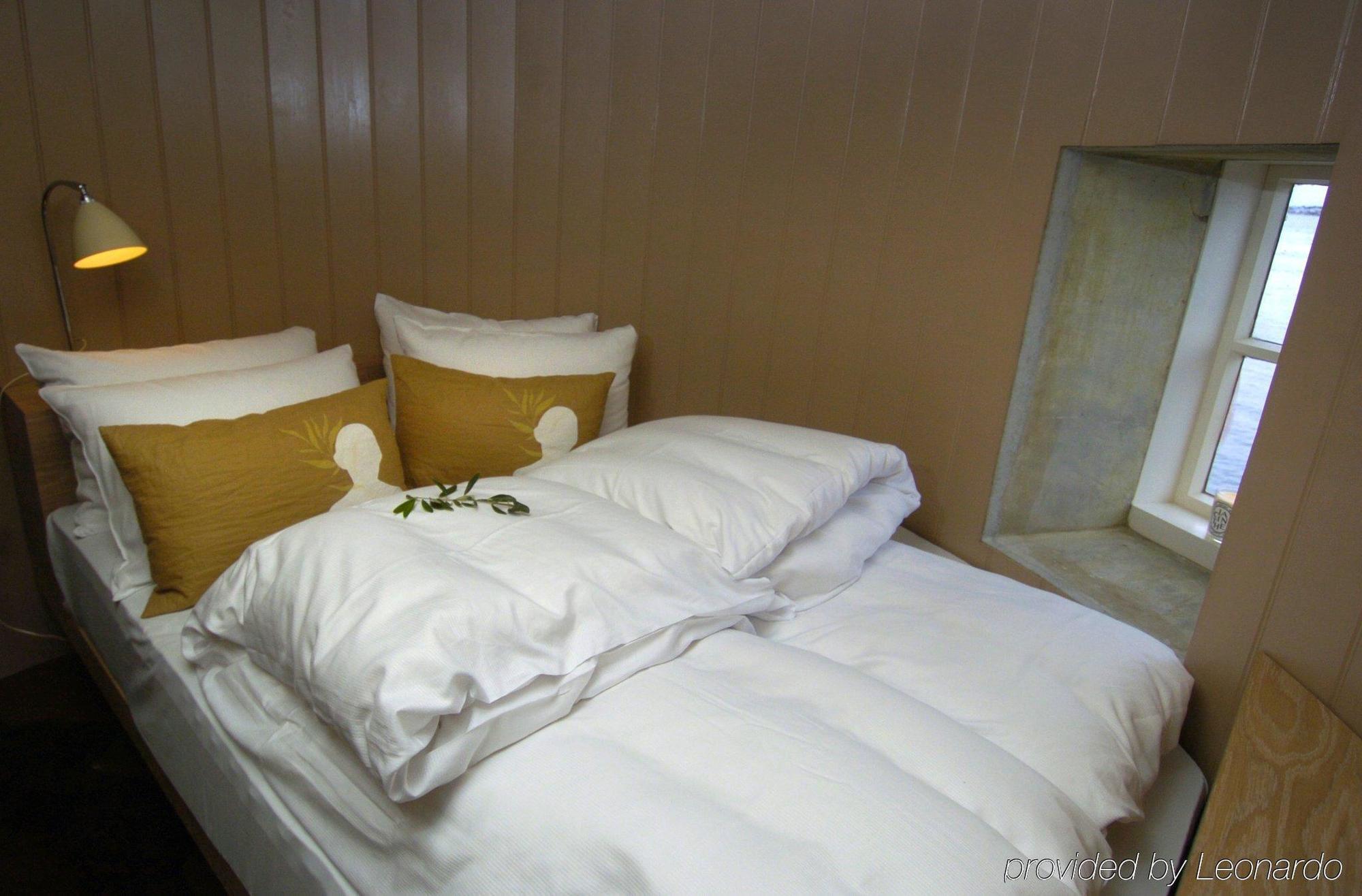 Hotel Brosundet Олесун Стая снимка